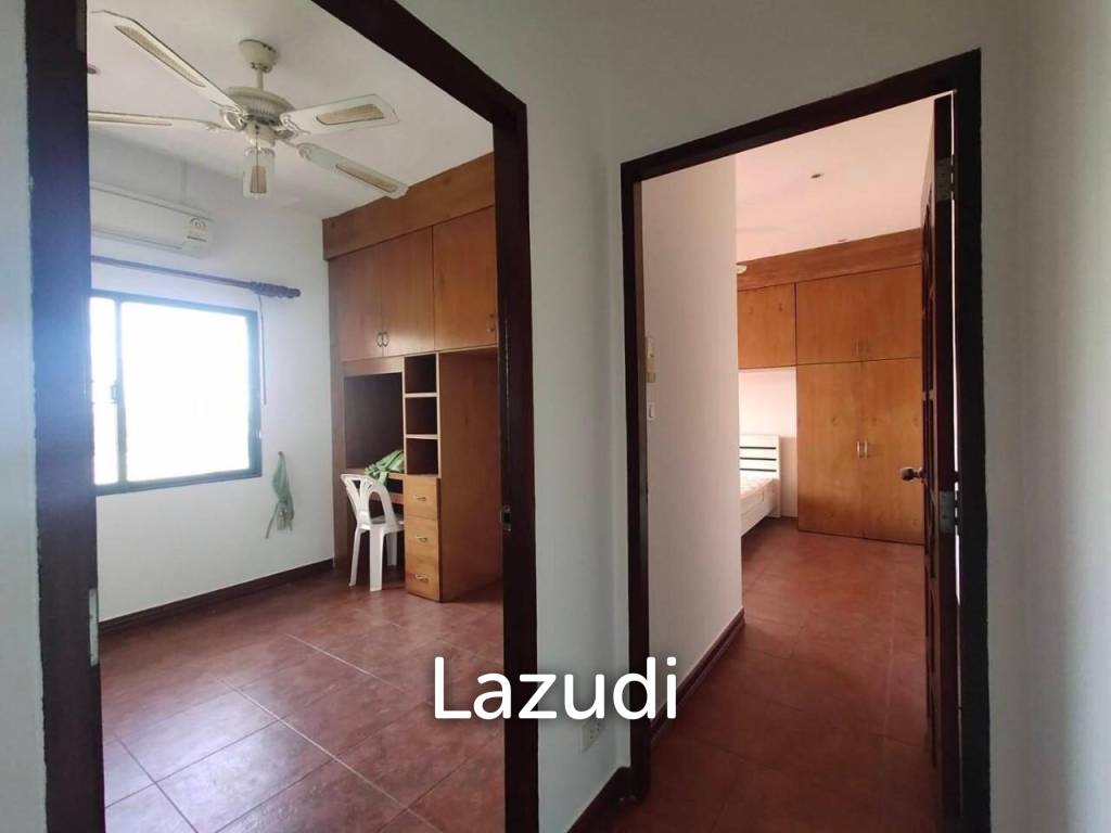 3-Storey House for Sale in East Pattaya