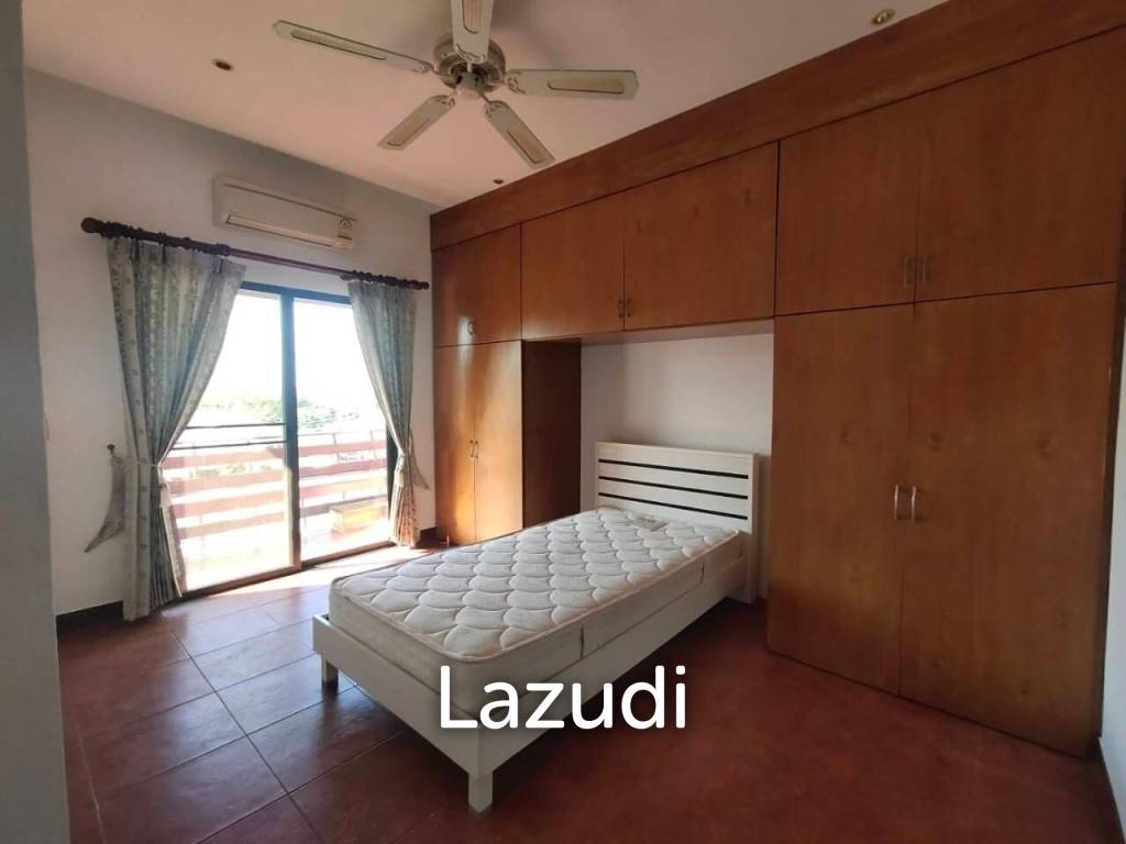 3-Storey House for Sale in East Pattaya