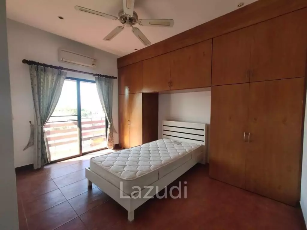 3-Storey House for Sale in East Pattaya