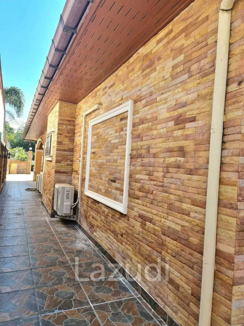 Pool Villa House for Sale in Mabprachan