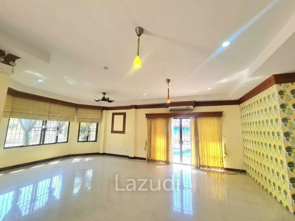 Pool Villa House for Sale in Mabprachan