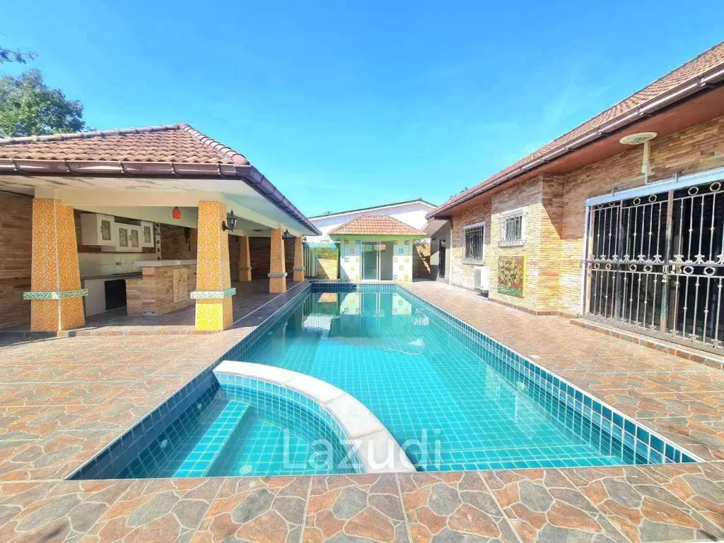 Pool Villa House for Sale in Mabprachan