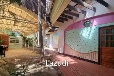 ขายที่ดินและอาคารในพระตำหนัก