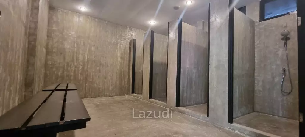 Land and Building for Sale in Pratumnak
