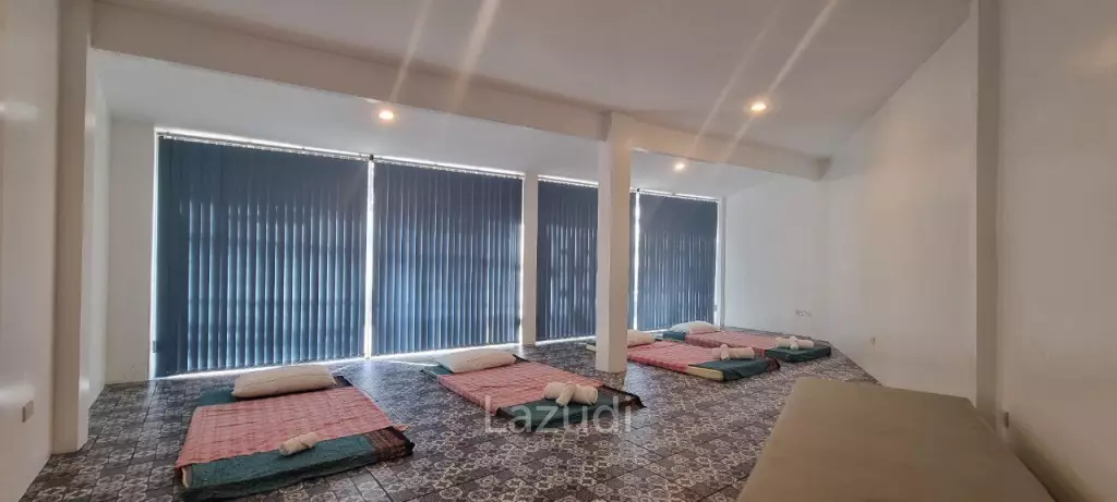 Land and Building for Sale in Pratumnak