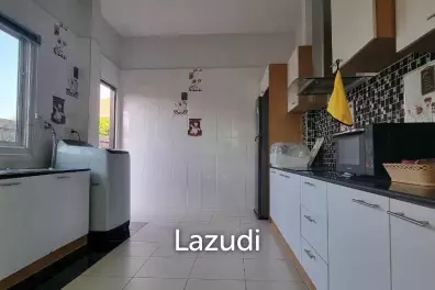 2-Storey House for Rent in Rongpo