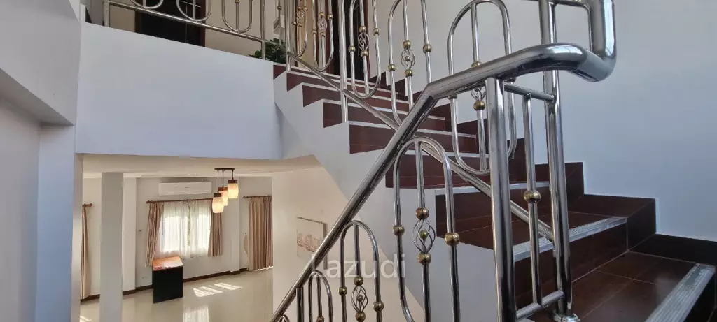 บ้าน2ชั้นให้เช่าในโรงโป๊ะ