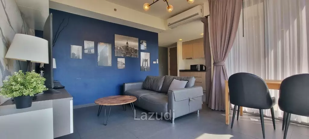 Popular area Unixx Condo for Sale in Pratumnak