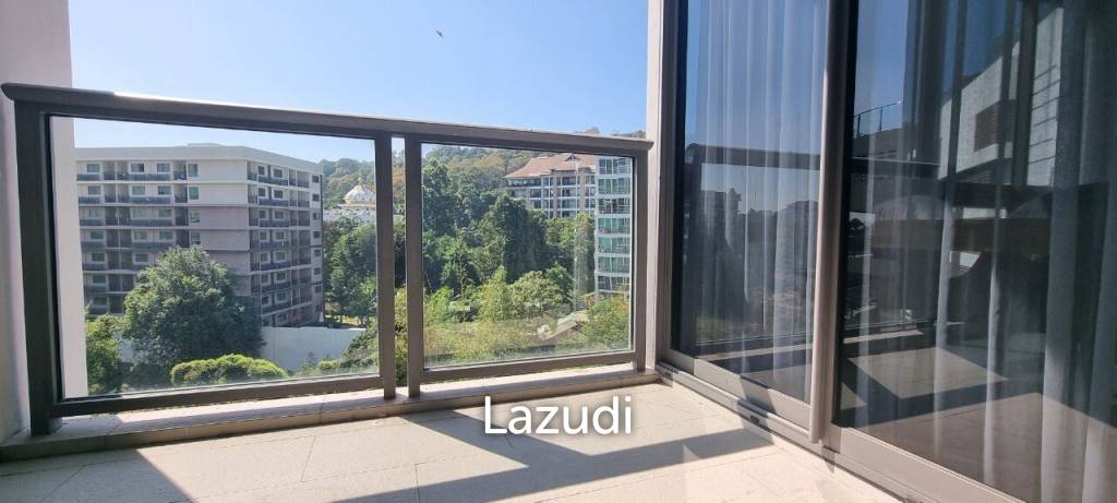 Popular area Unixx Condo for Sale in Pratumnak