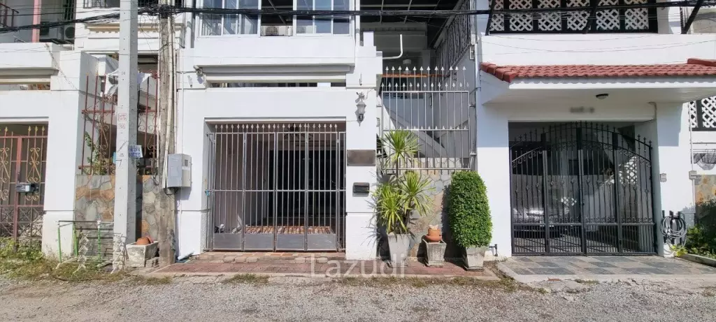 4-Storey House for Sale in Jomtien