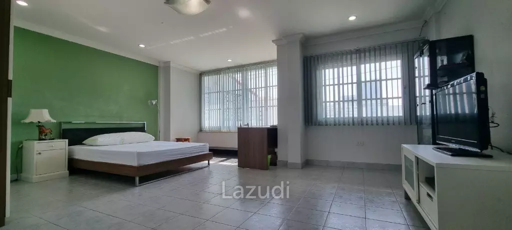 4-Storey House for Sale in Jomtien