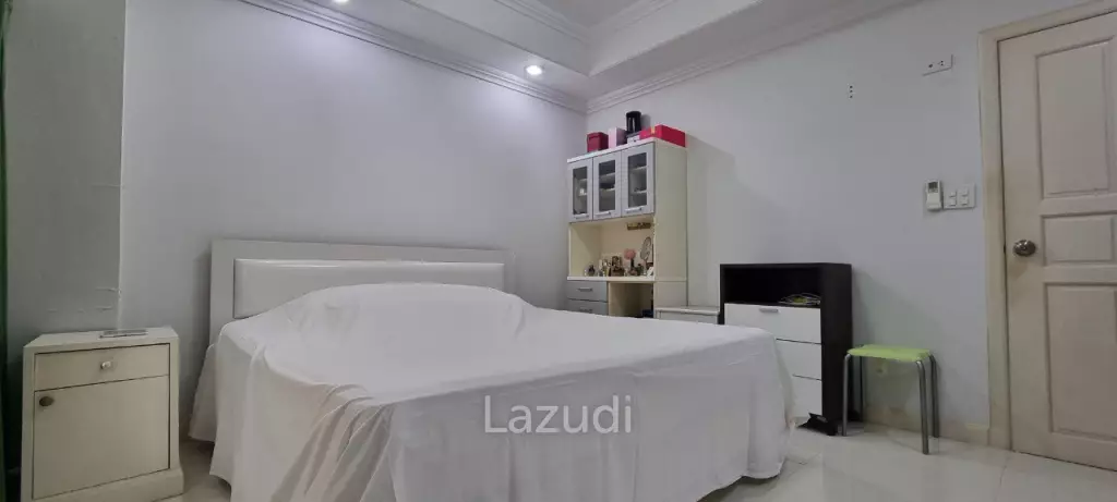 4-Storey House for Sale in Jomtien