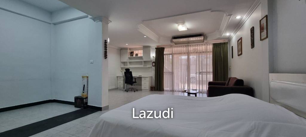4-Storey House for Sale in Jomtien