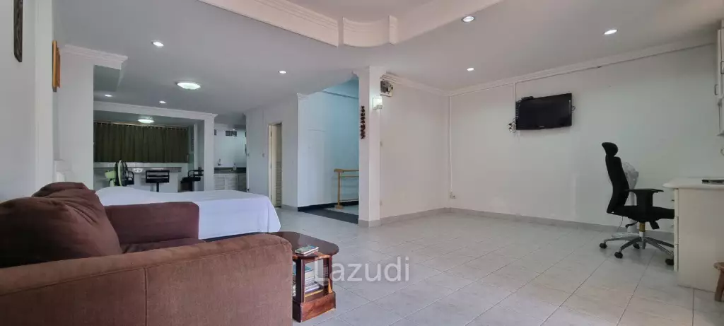 4-Storey House for Sale in Jomtien