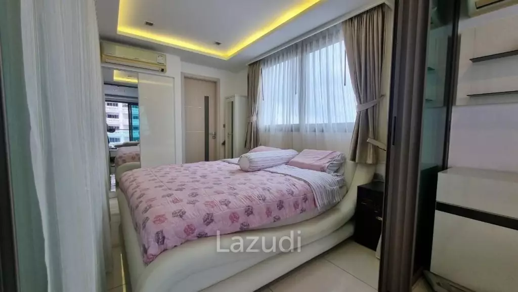Wong Amat Tower Condo for Sale
