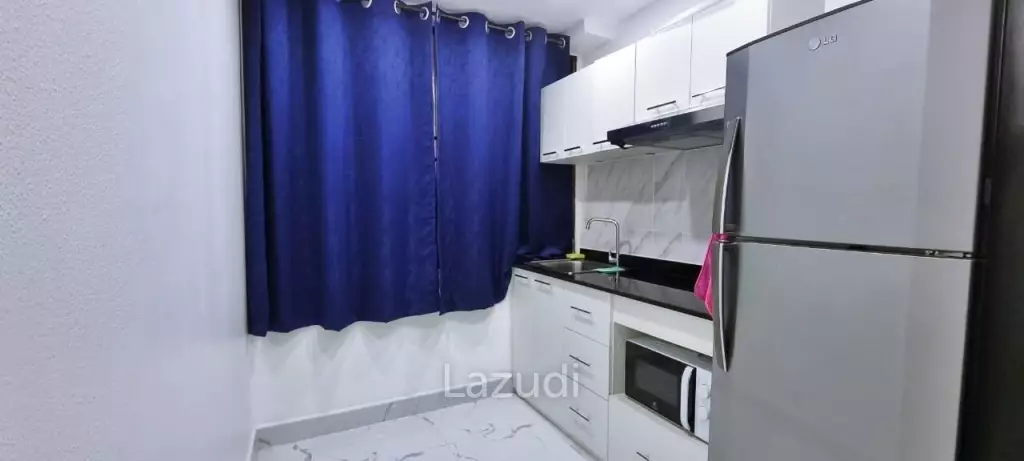 Studio Pattaya Beach Condo for Sale