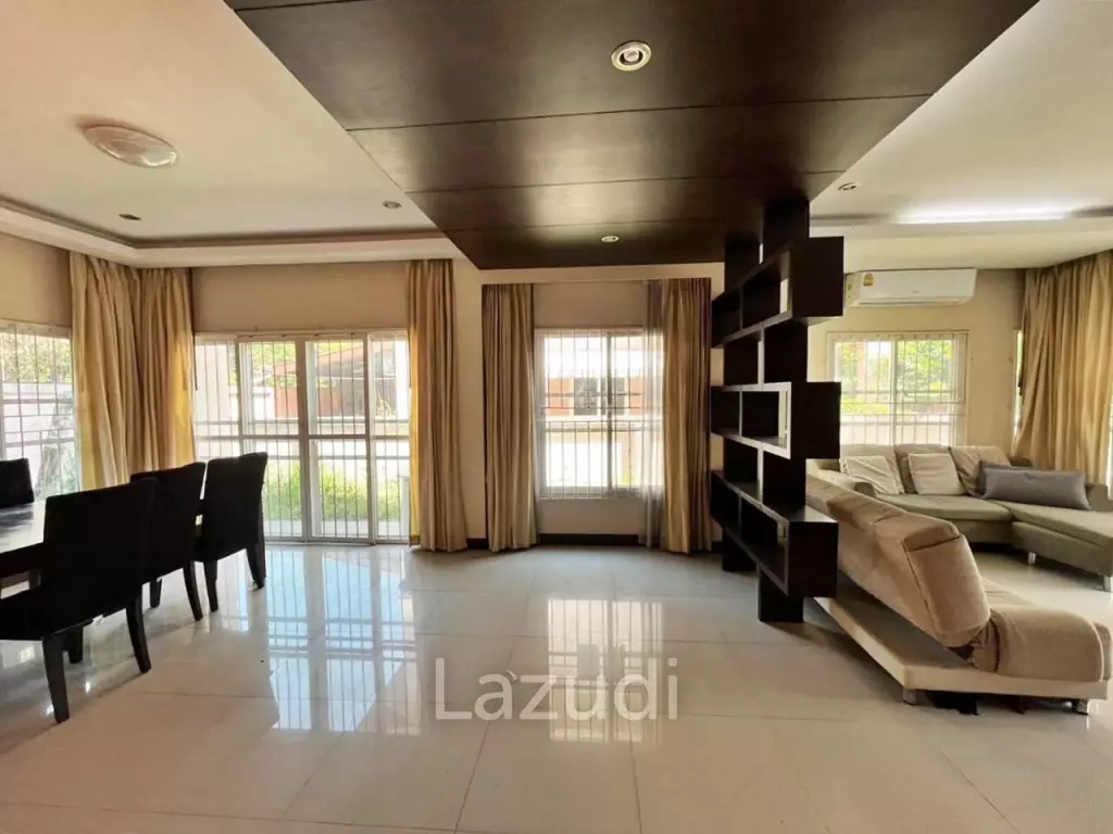 East Pattaya House with 3Beds for Sale