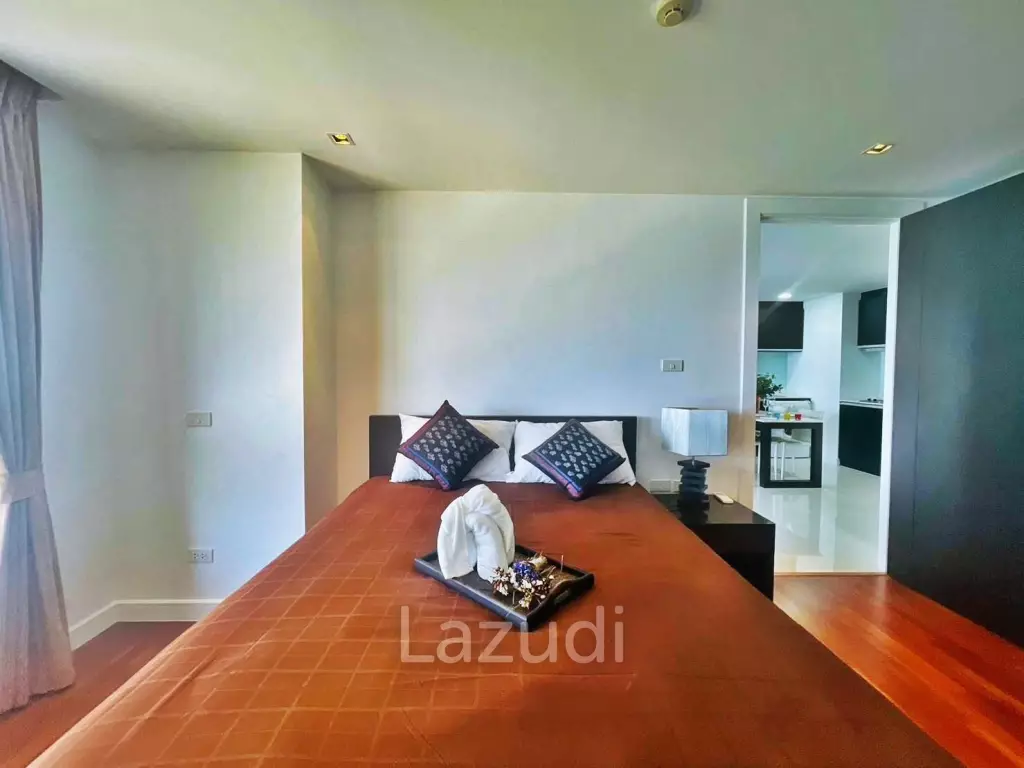 2 Bedrooms Golden Coast for Sale