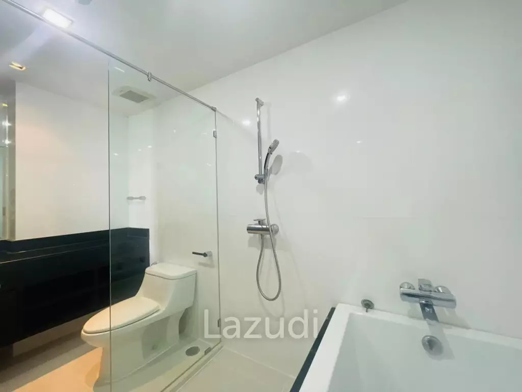 2 Bedrooms Golden Coast for Sale