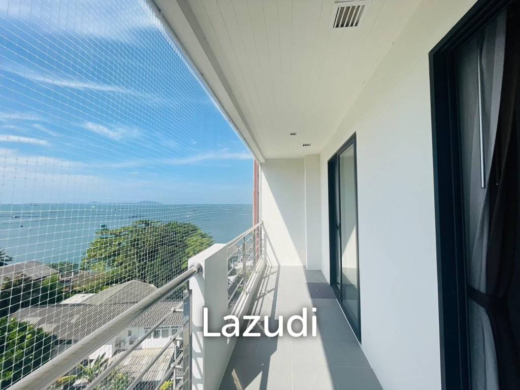 Golden Coast Condo Siracha for Sale
