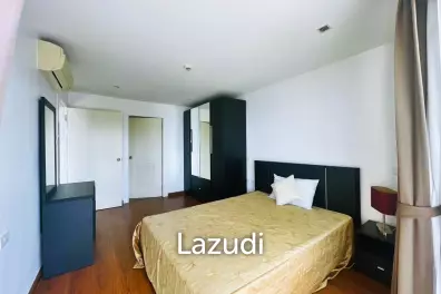 Golden Coast Condo Siracha for Sale