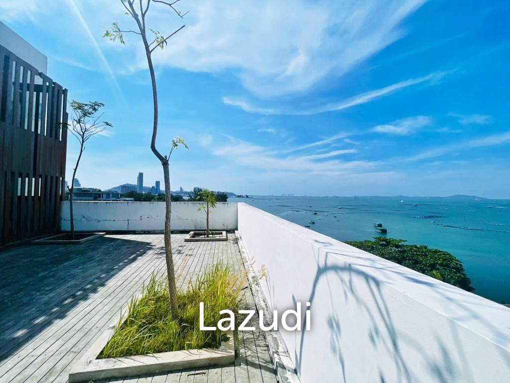 Golden Coast Condo Siracha for Sale