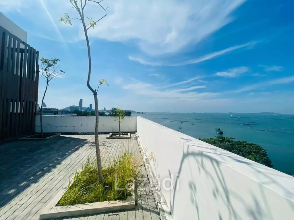 1 Bedroom Golden Coast for Sale