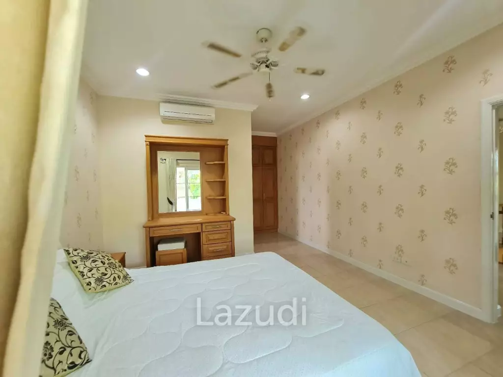 6 Bed 7 Bath 355 SQ.M Luxury Pool Villa