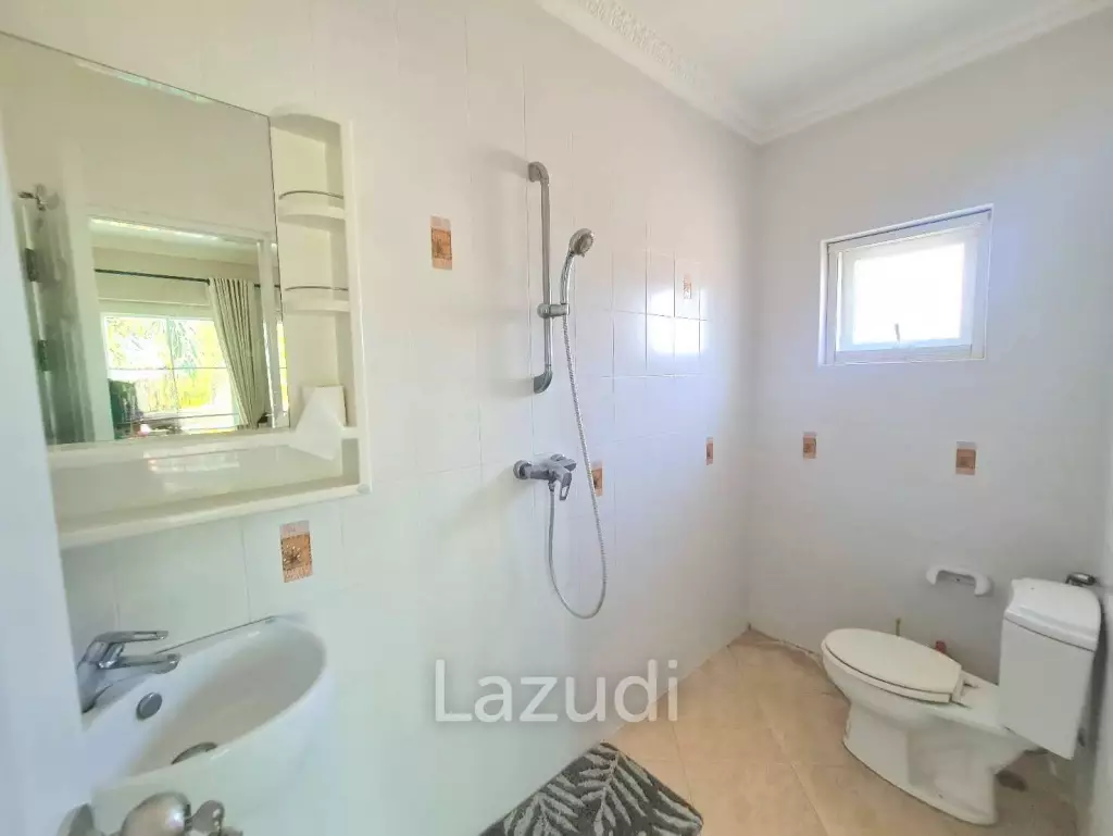 6 Bed 7 Bath 355 SQ.M Luxury Pool Villa