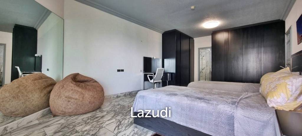 2 Bed 3 Bath 157 SQ.M Sea Views Markland Condo