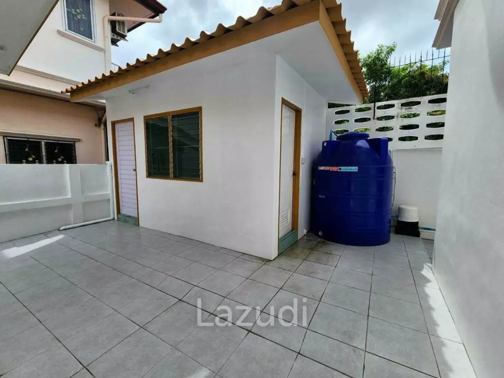 3 Bedrooms Unfurnished House at East Pattaya