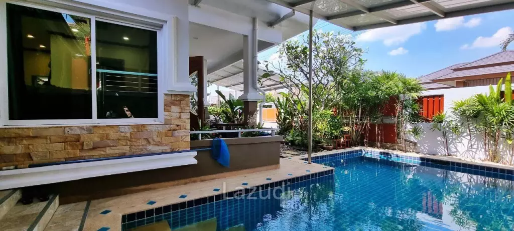 Modern House with Pool for Sale