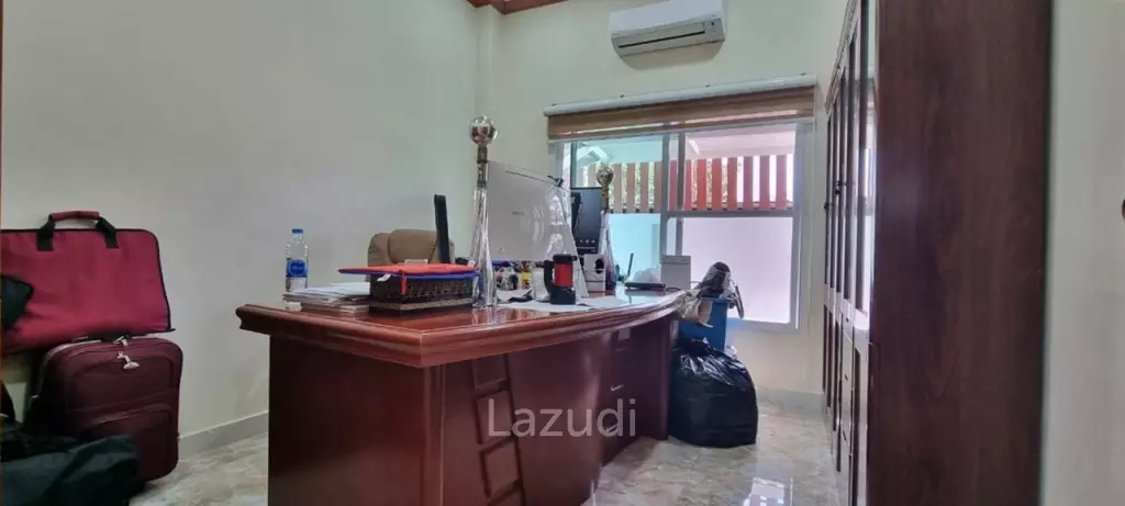 Modern House with Pool for Sale
