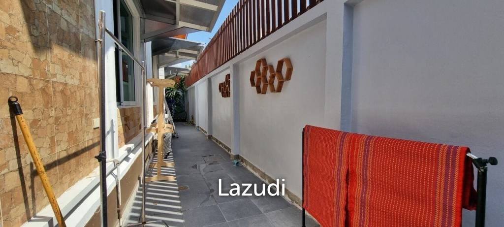 Modern House with Pool for Sale