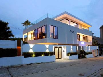 Pratumnak Luxury Pool Villa for Rent