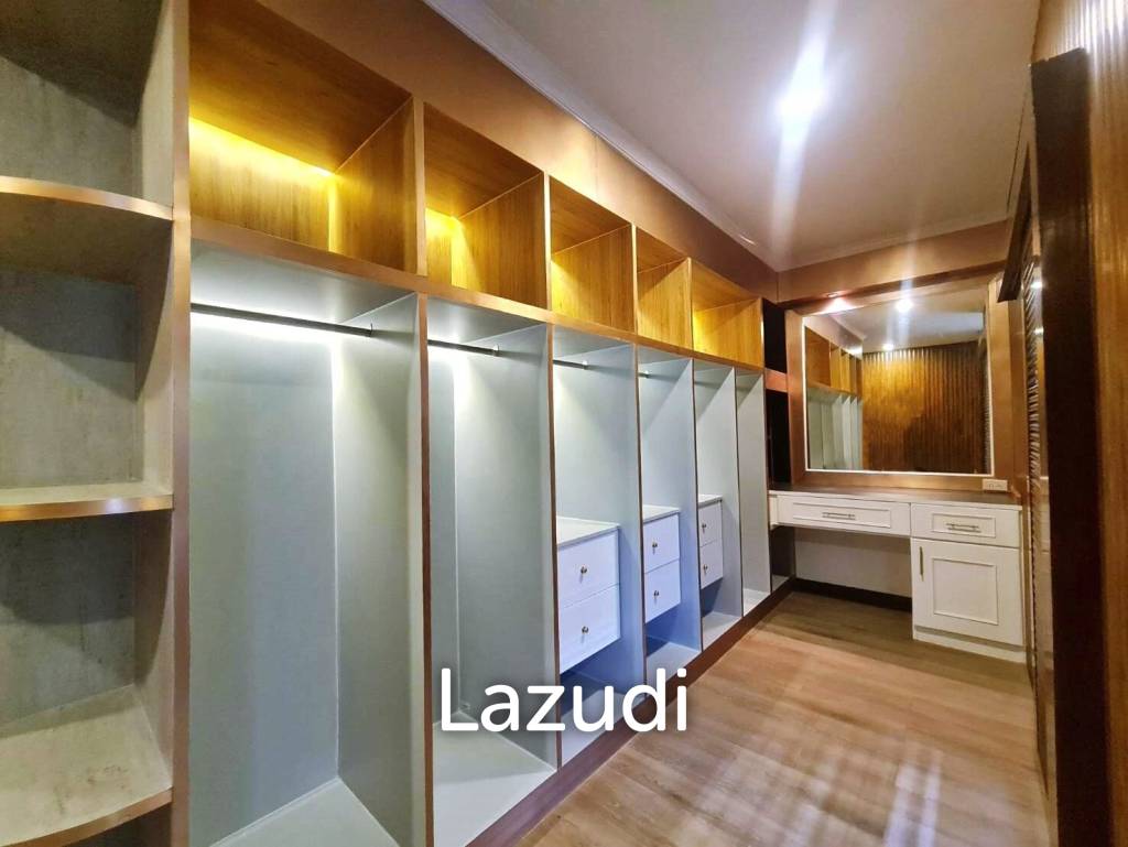 Luxury Pool Villa House for Sale