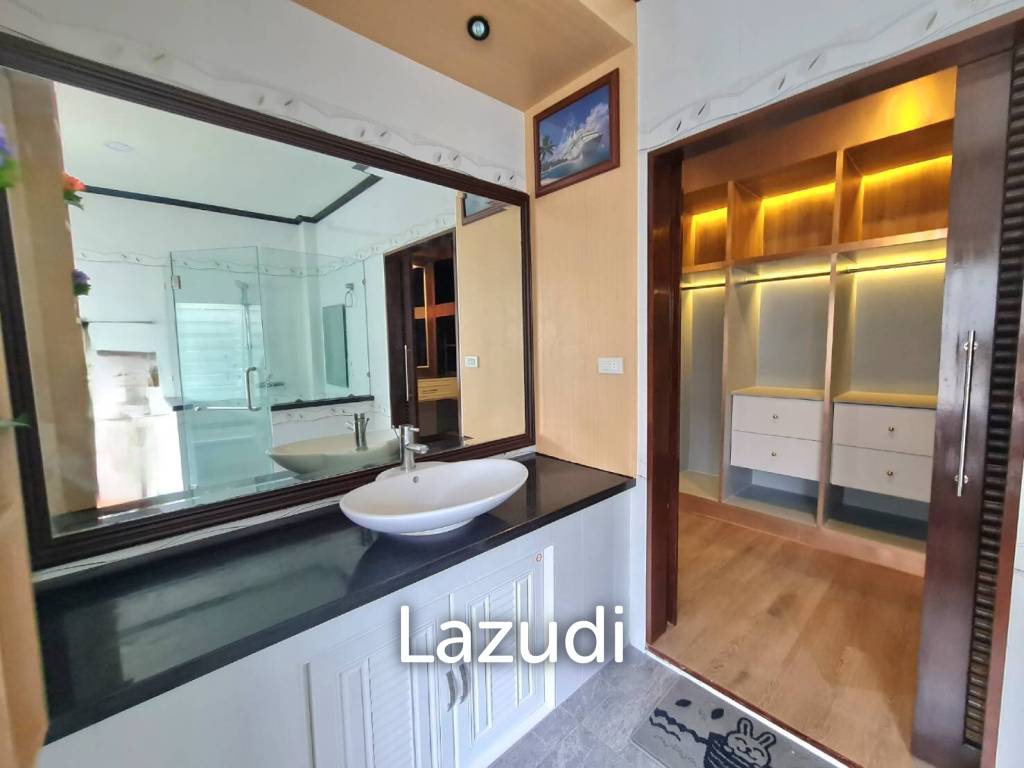 Luxury Pool Villa House for Sale