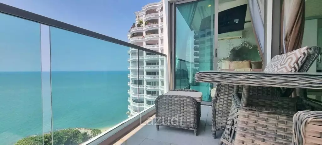 Duplex Unit for Sale in Wongamat Tower