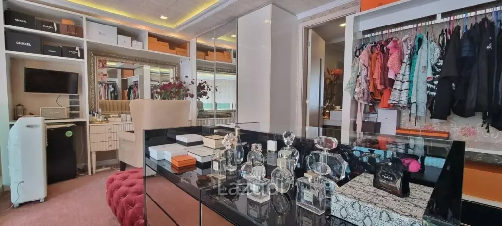 Duplex Unit for Sale in Wongamat Tower
