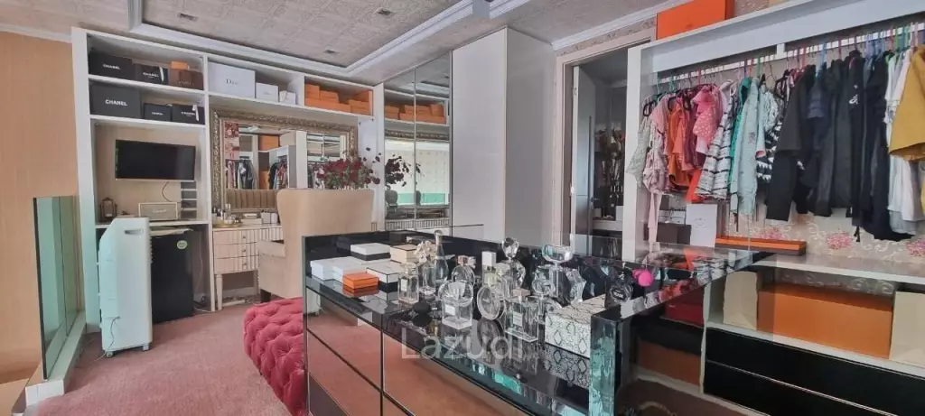 Duplex Unit for Sale in Wongamat Tower