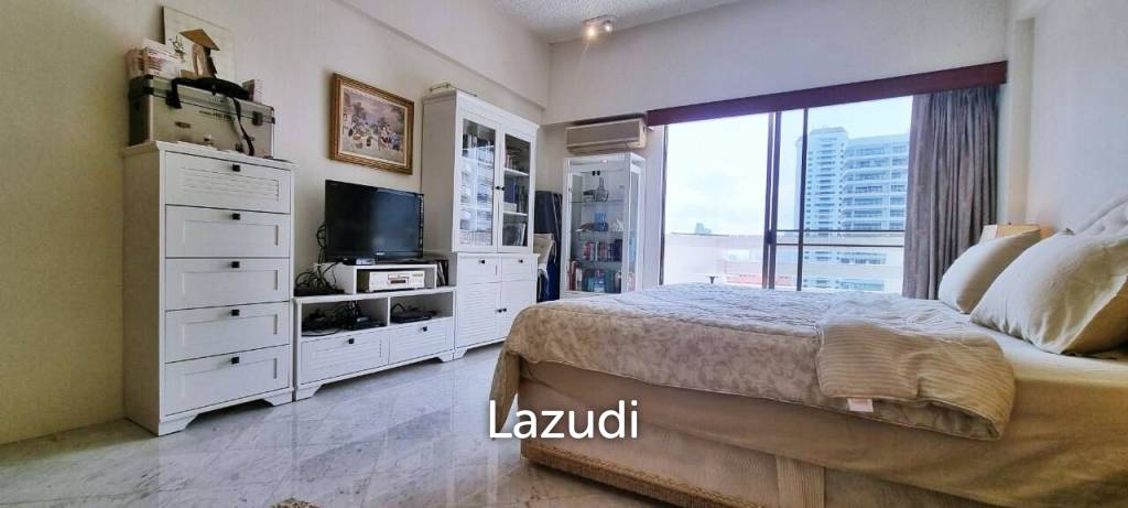 1 Bedroom for Sale in Jomtien Condotel