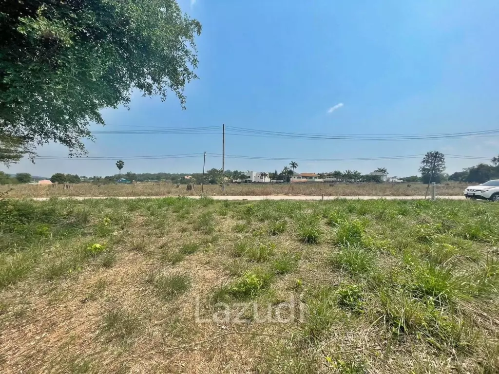 Great Land Plot at Mabprachan for Sale