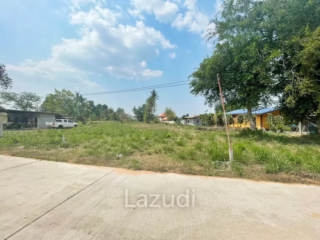 Great Land Plot at Mabprachan for Sale