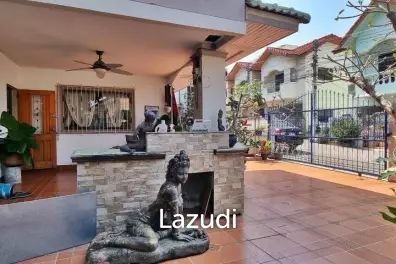 2 Storey House for Sale in Na-Kluea