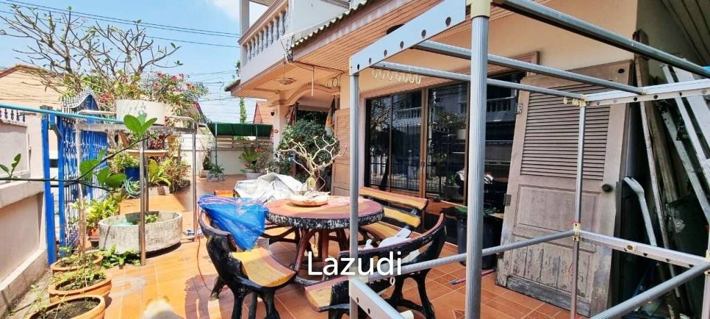 2 Storey House for Sale in Na-Kluea