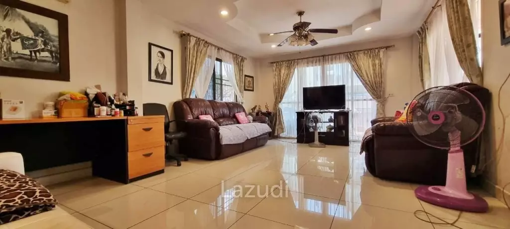 2 Storey House for Sale in Na-Kluea