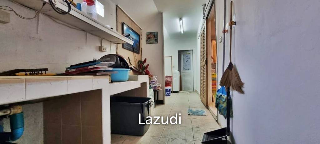 2 Storey House for Sale in Na-Kluea