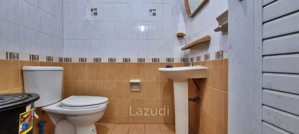 2 Storey House for Sale in Na-Kluea