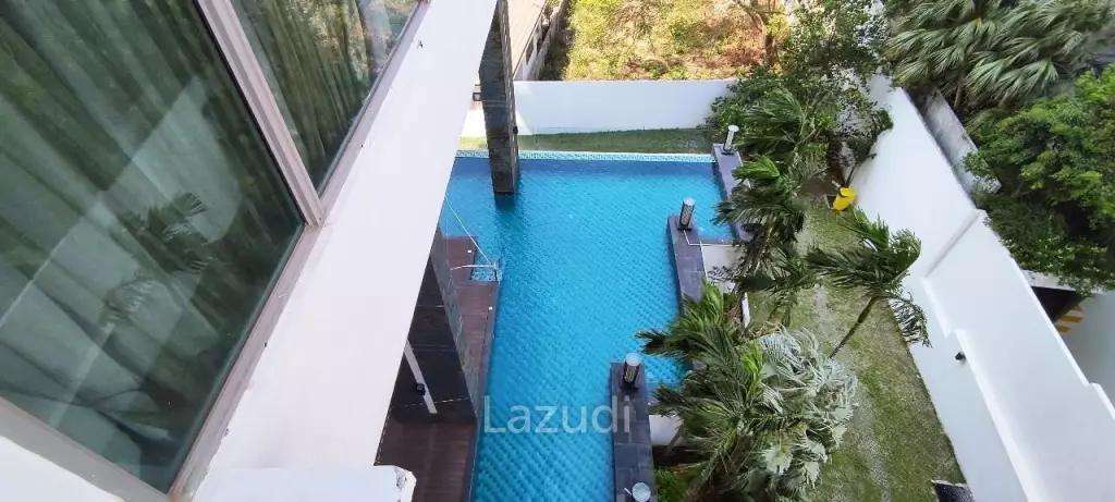 Condo Studio Wongamat Tower for Sale
