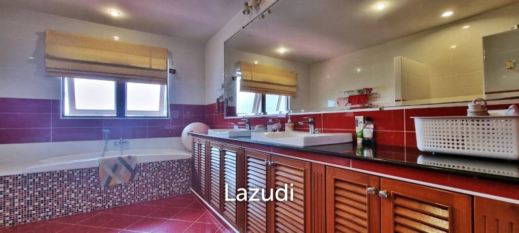 Wonderful 4 Bedrooms House for Sale